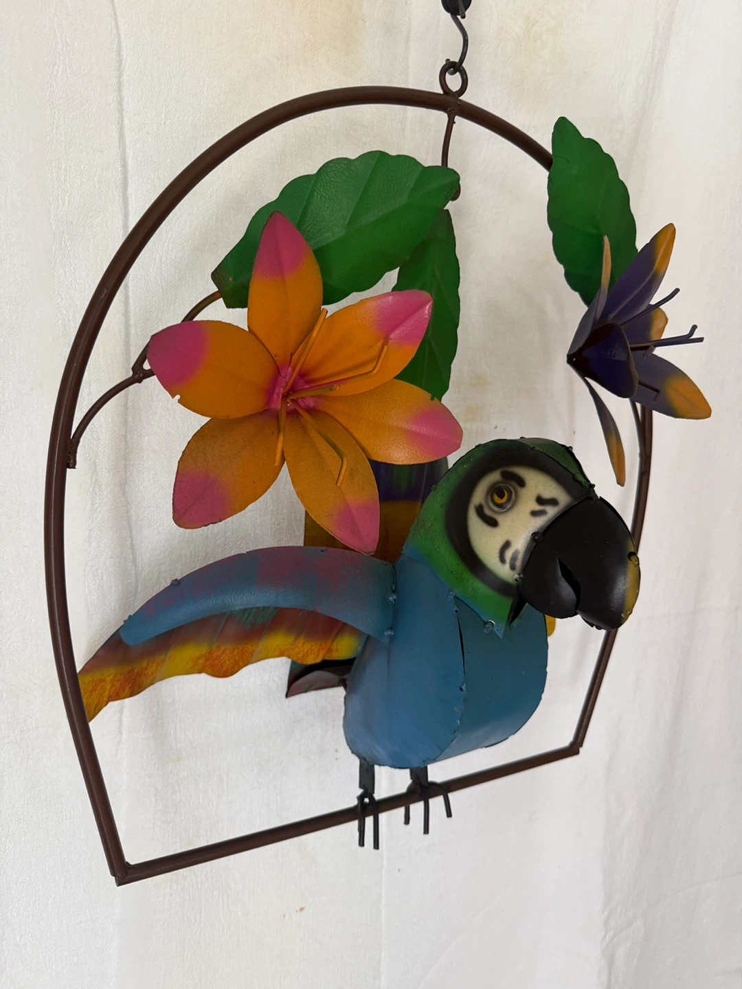 2ft Metal Parrot and Flower Hanging Decor - photo 5