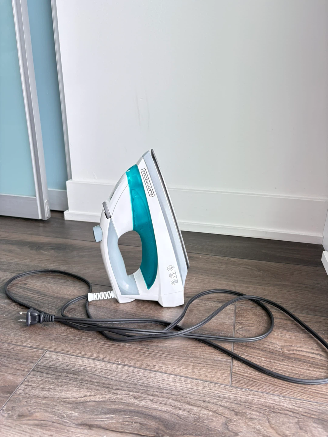 BLACK+DECKER Steam Iron