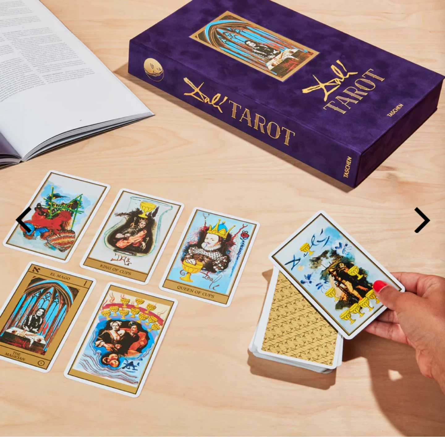 Dali Tarot Box Set with Book - brand new ! - photo 5