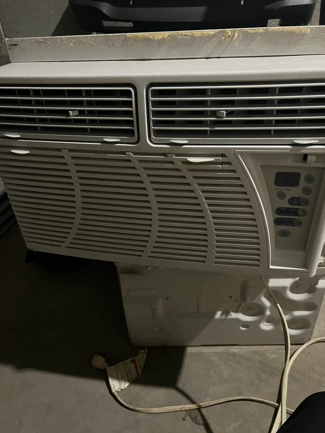 Maytag White Window Air Conditioner - photo 3