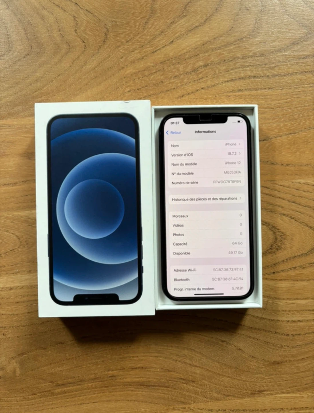 Apple iPhone 12 - 64 GB Black in good condition