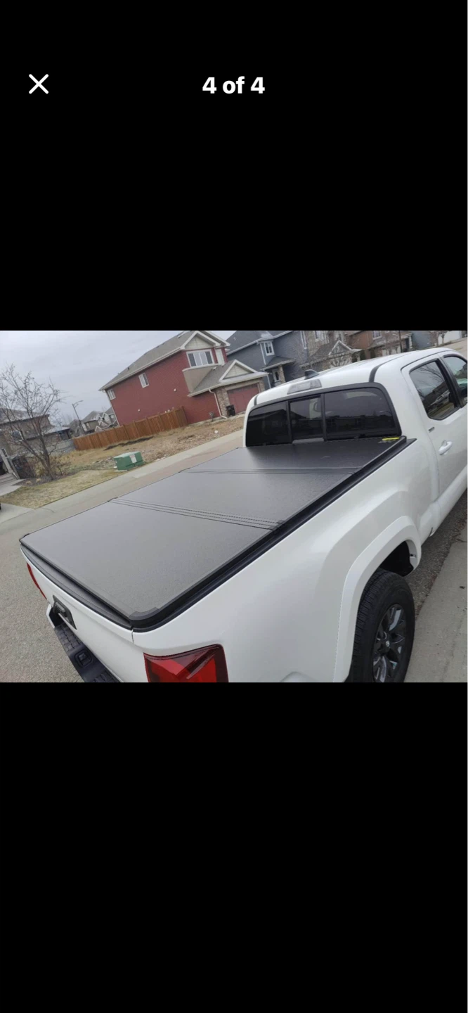 Truck Bed Tri fold Tonneau Cover