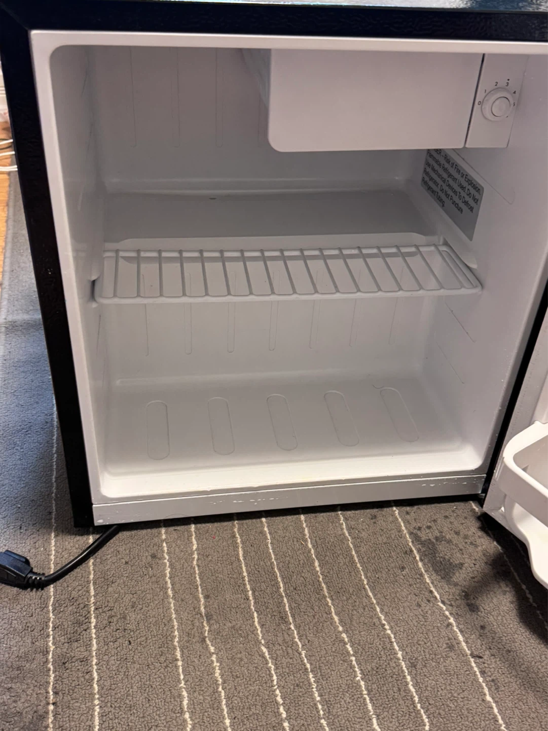 Frigidaire Mini Fridge - photo 3