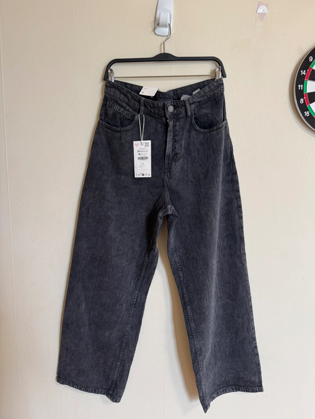Brand new Zara Baggy fit pants