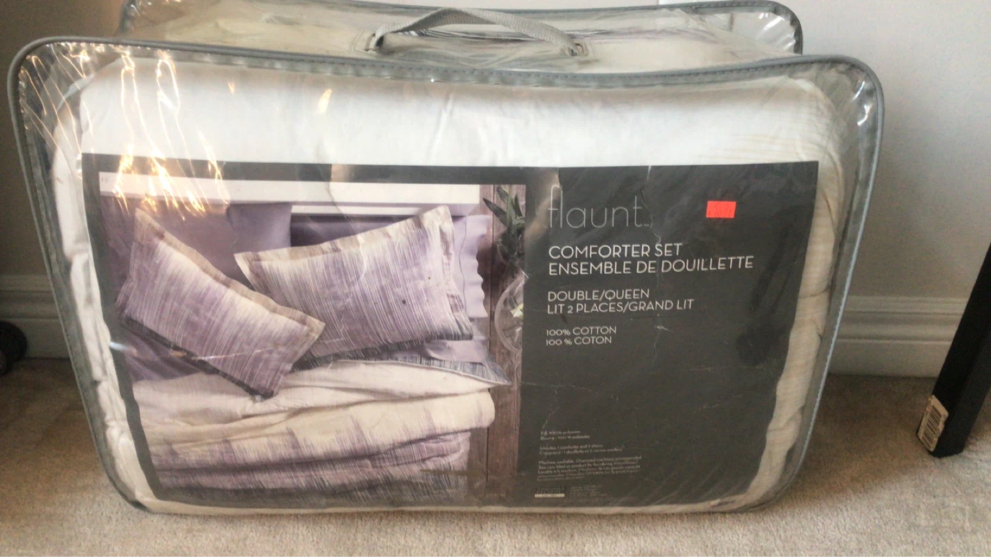 Flaunt Comforter Set - Double/Queen Size - photo 2