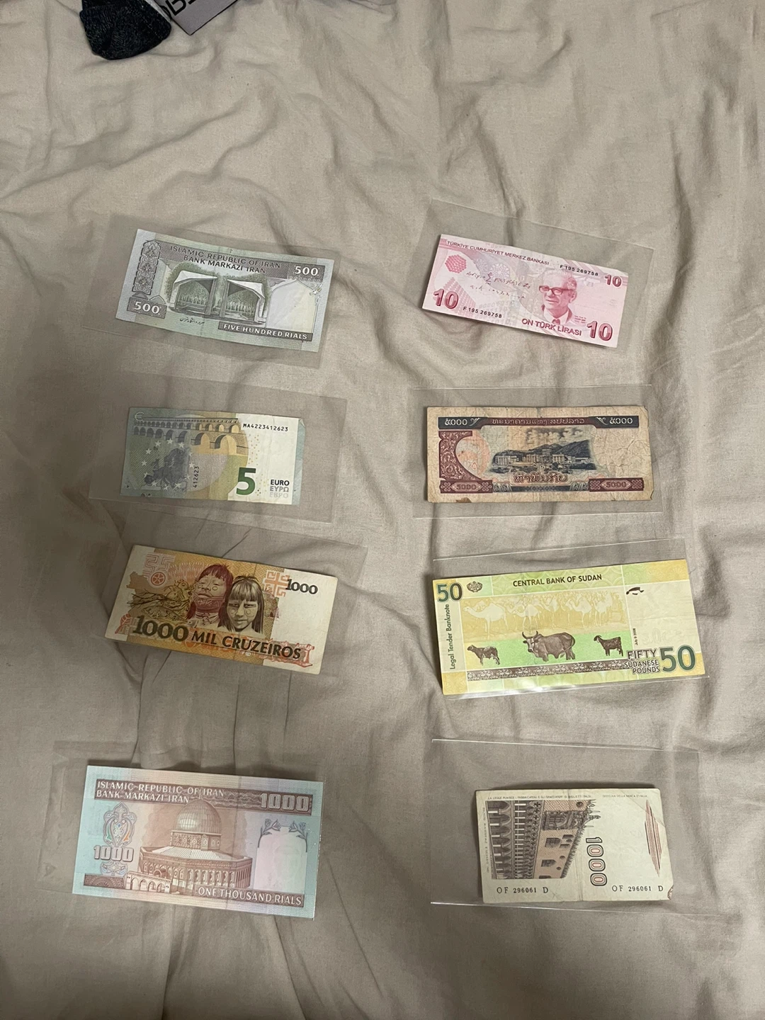 Collection of International Banknotes - photo 2