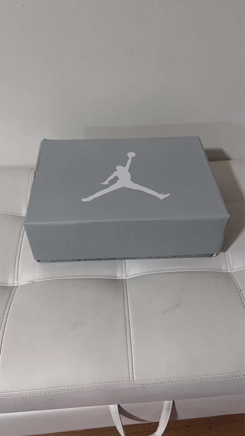 Jordan 5 Retro Cool Grey - photo 2