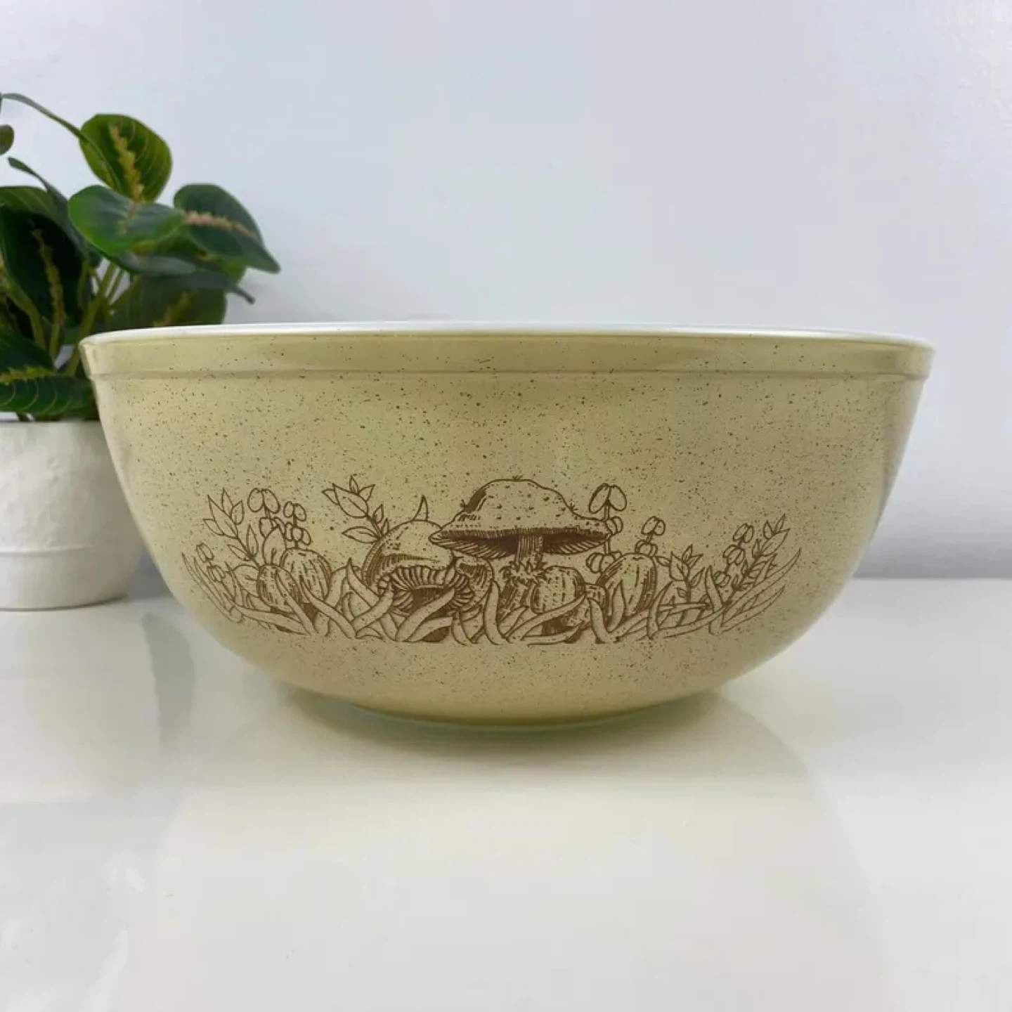 Vintage Pyrex Forest Fancies 403 Mixing Bowl, 2.5L
