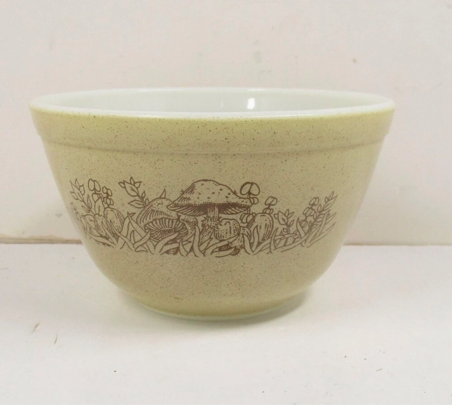 Vintage Pyrex Forest Fancies 403 Mixing Bowl, 750 ML