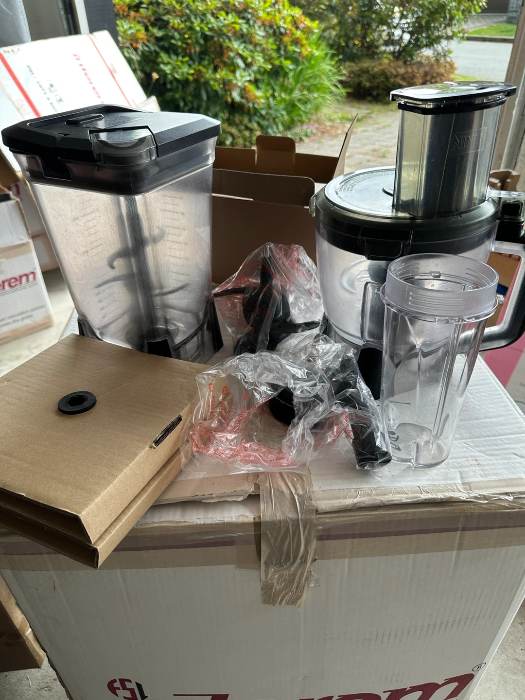 Ninja Food Processor and Blender accessories