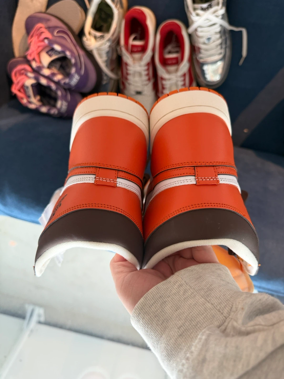Nike Air Jordan 1 High OG - photo 4