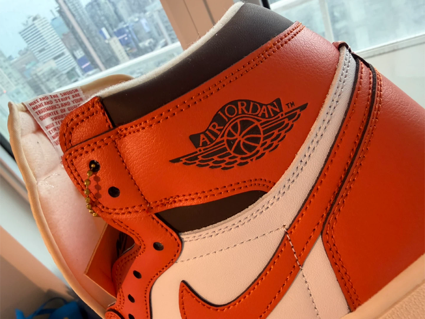 Nike Air Jordan 1 High OG - photo 2