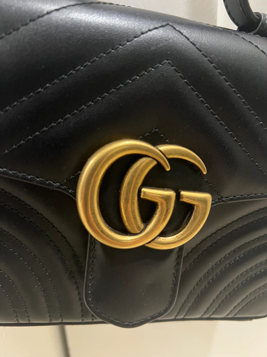 Gucci Black Leather Marmont Matelassé Mini Bag with Heart - photo 3