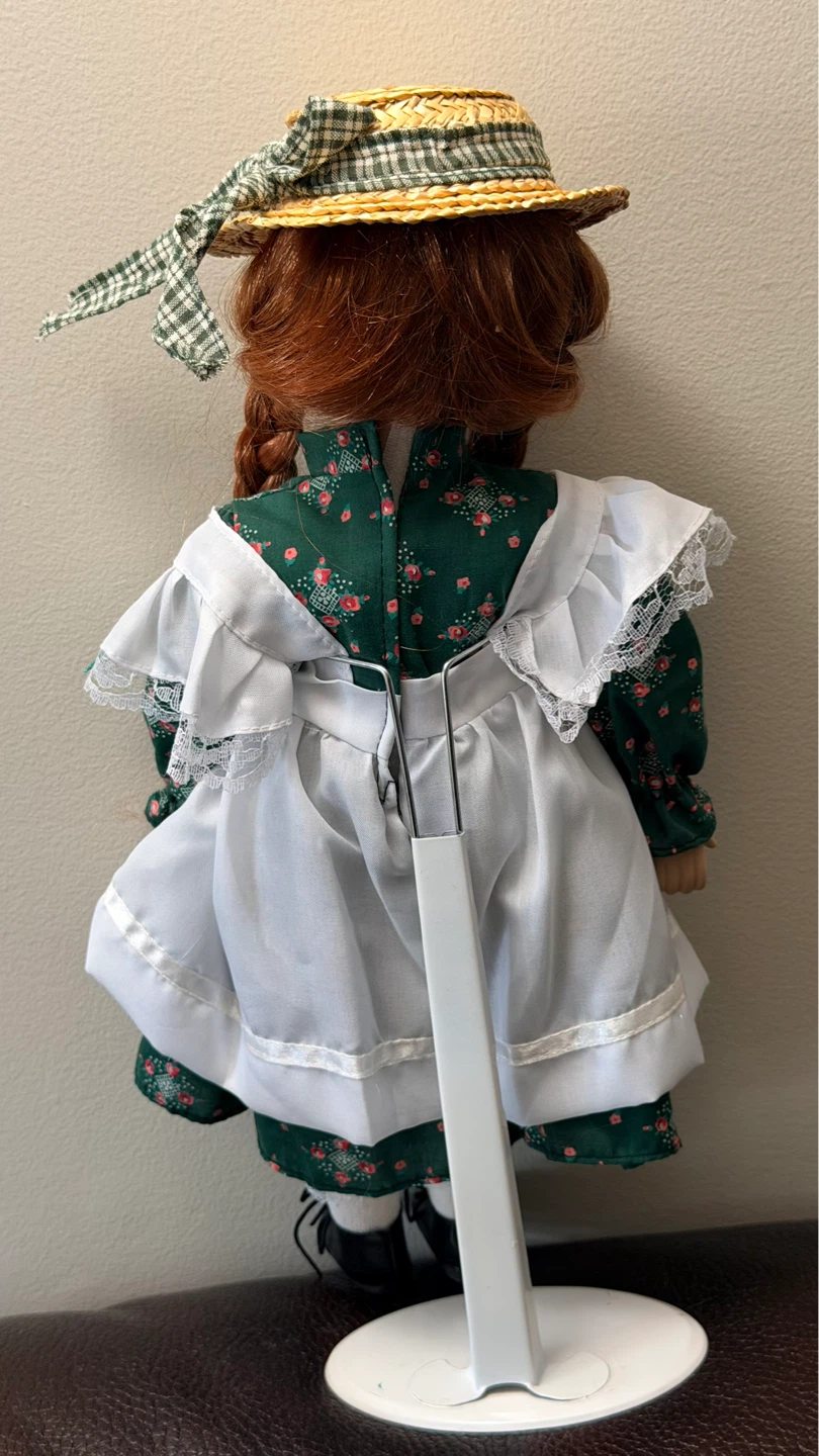 ANNE of GREEN GABLES Collectible Porcelain Doll 15” - photo 2