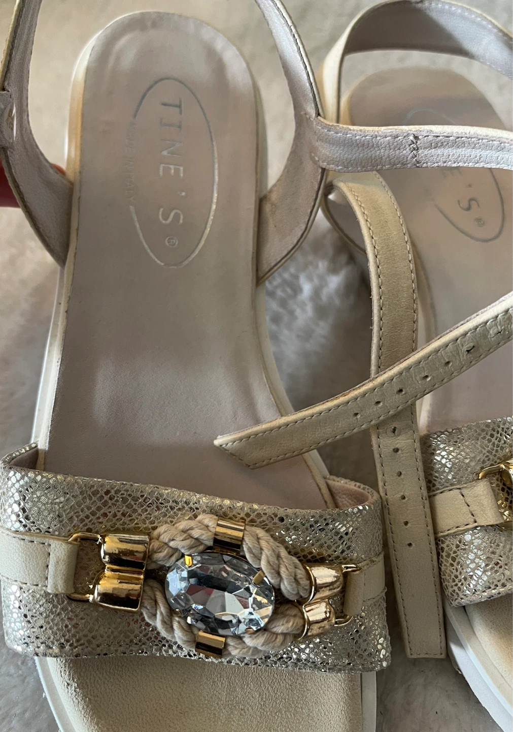 Tine’S Cream Embellished Sandals Size 7.5 - photo 2