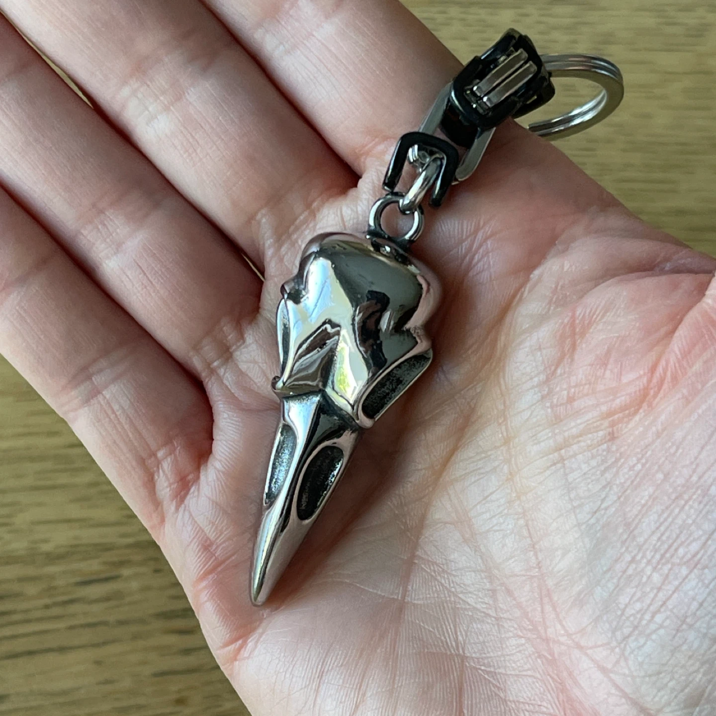 Raven stainless steel keychain - photo 3