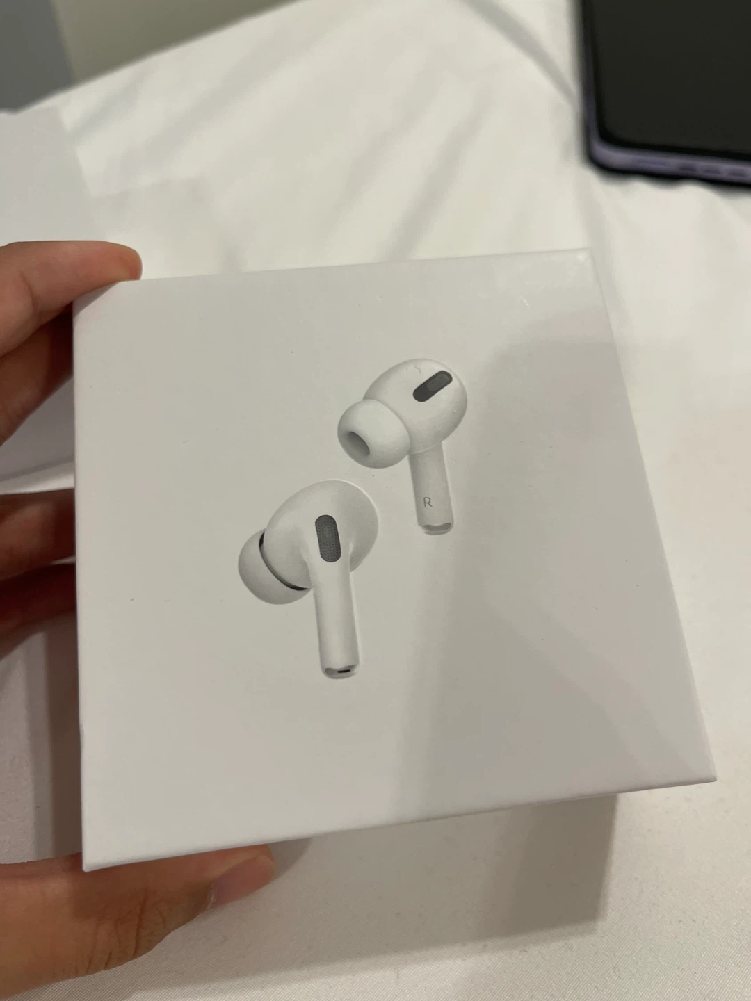 Apple AirPods Pro (2nd Generation) with Magnetic Charging Case