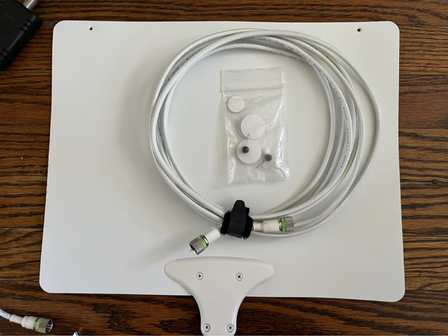 Mohu TV Antenna with Cables - photo 2