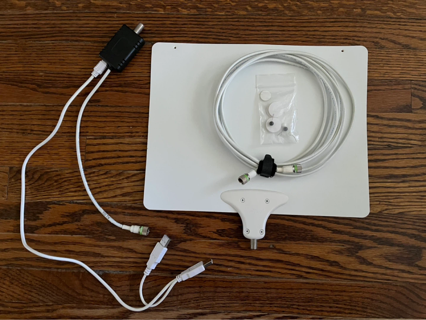 Mohu TV Antenna with Cables