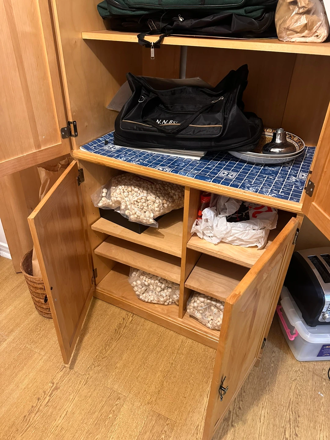 Cupboard - photo 4