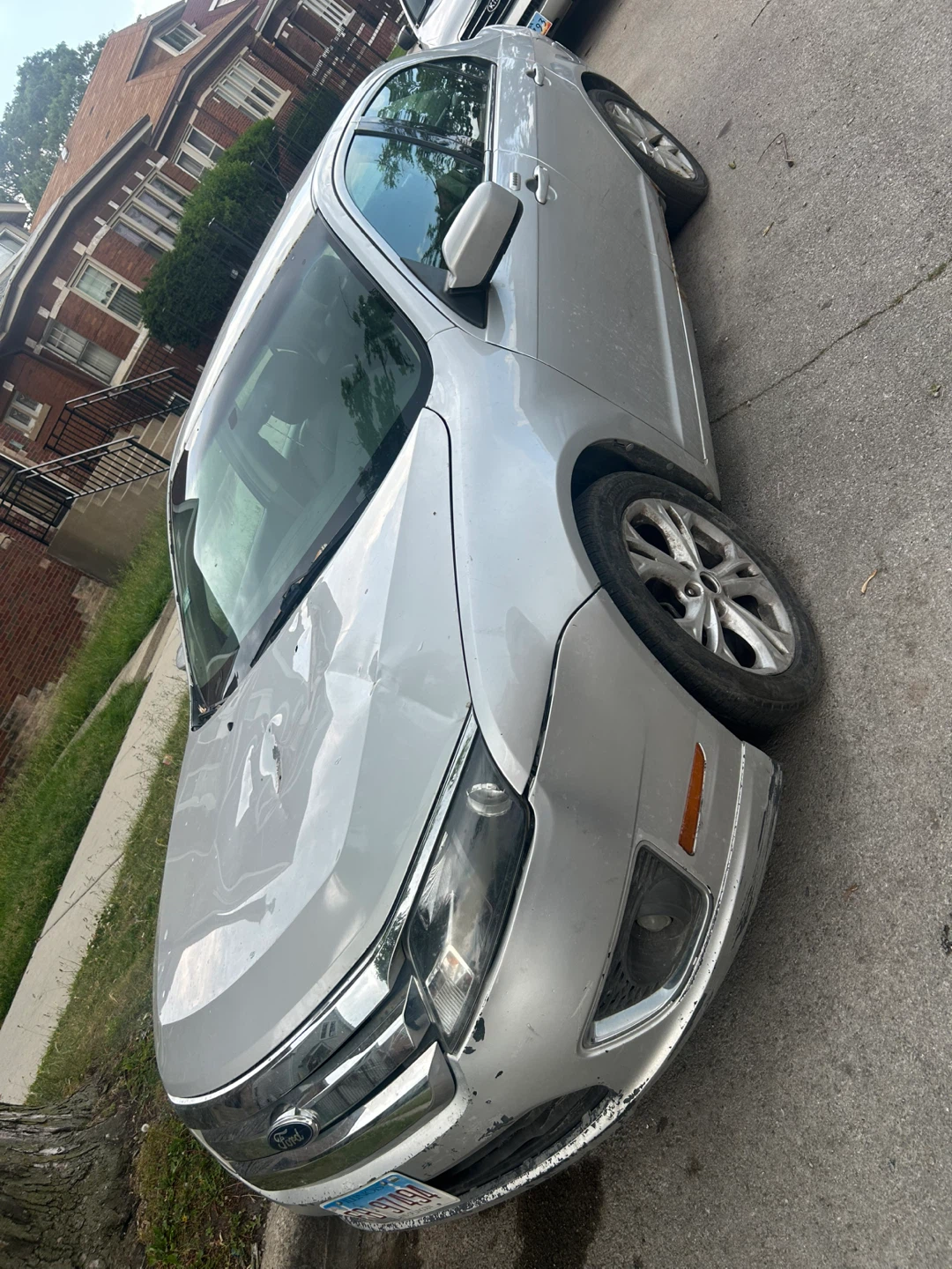 Silver Ford Fusion Sedan - photo 3
