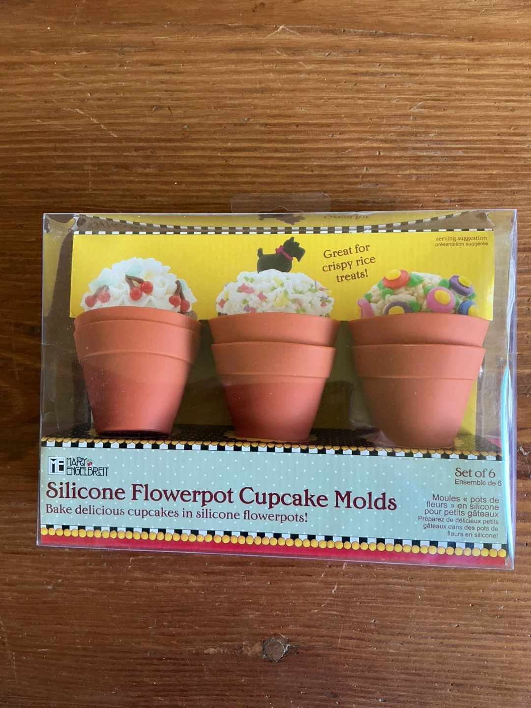 Mary Engelbreit Silicone Flowerpot Cupcake Molds (Set of 6)