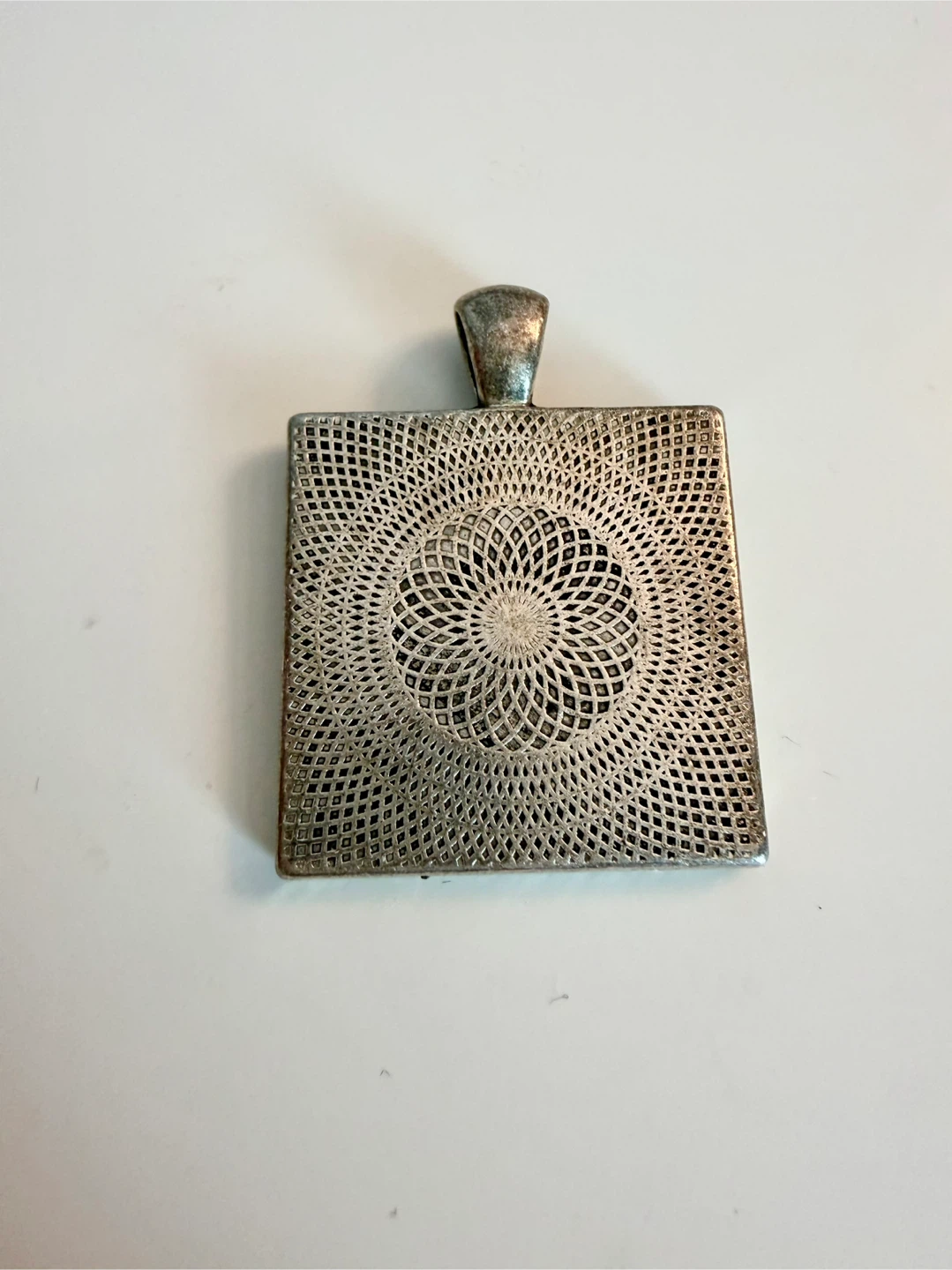 Assorted vintage Costume Brooches and Pendants - photo 2