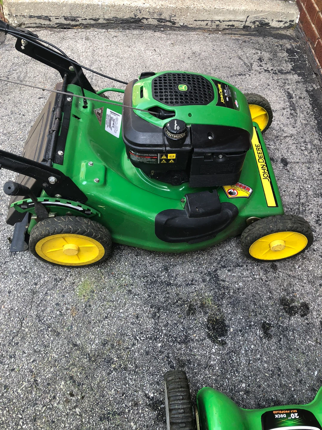 John Deere JS25 self propelled - photo 2