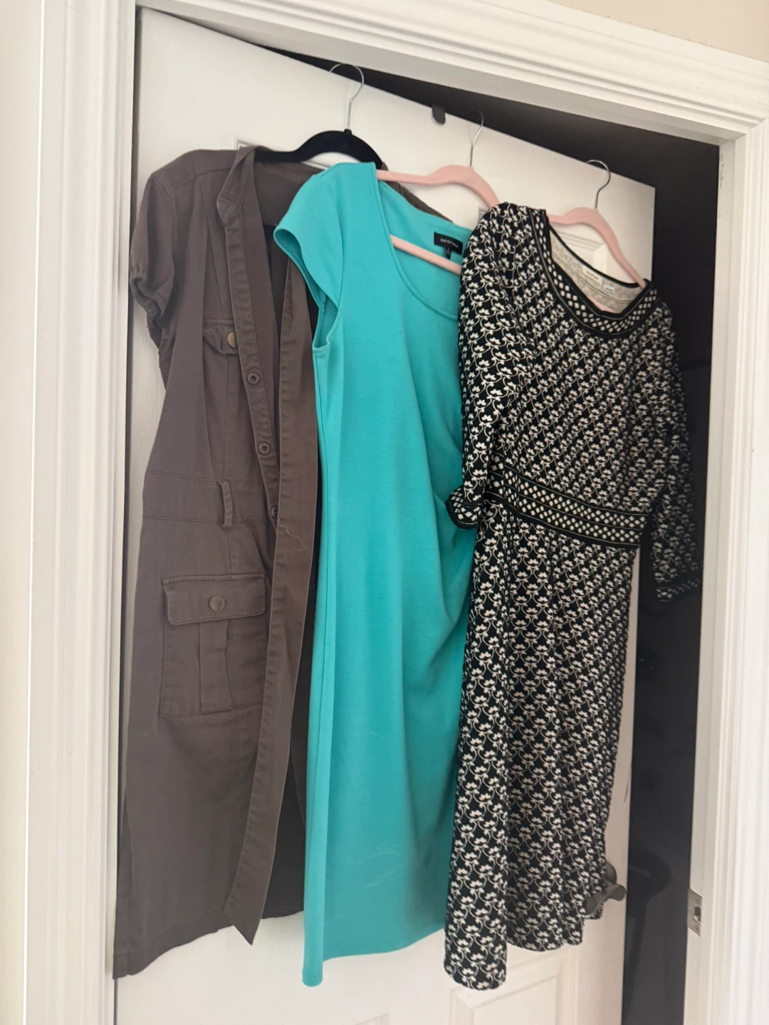 Assorted Women's Dresses Haul - photo 4