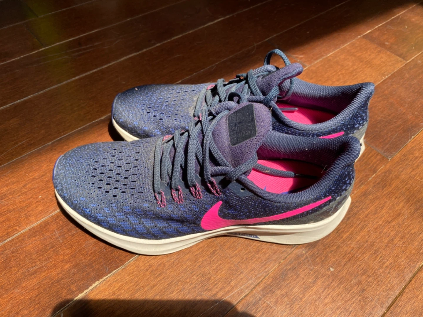 Nike Air Women size 7