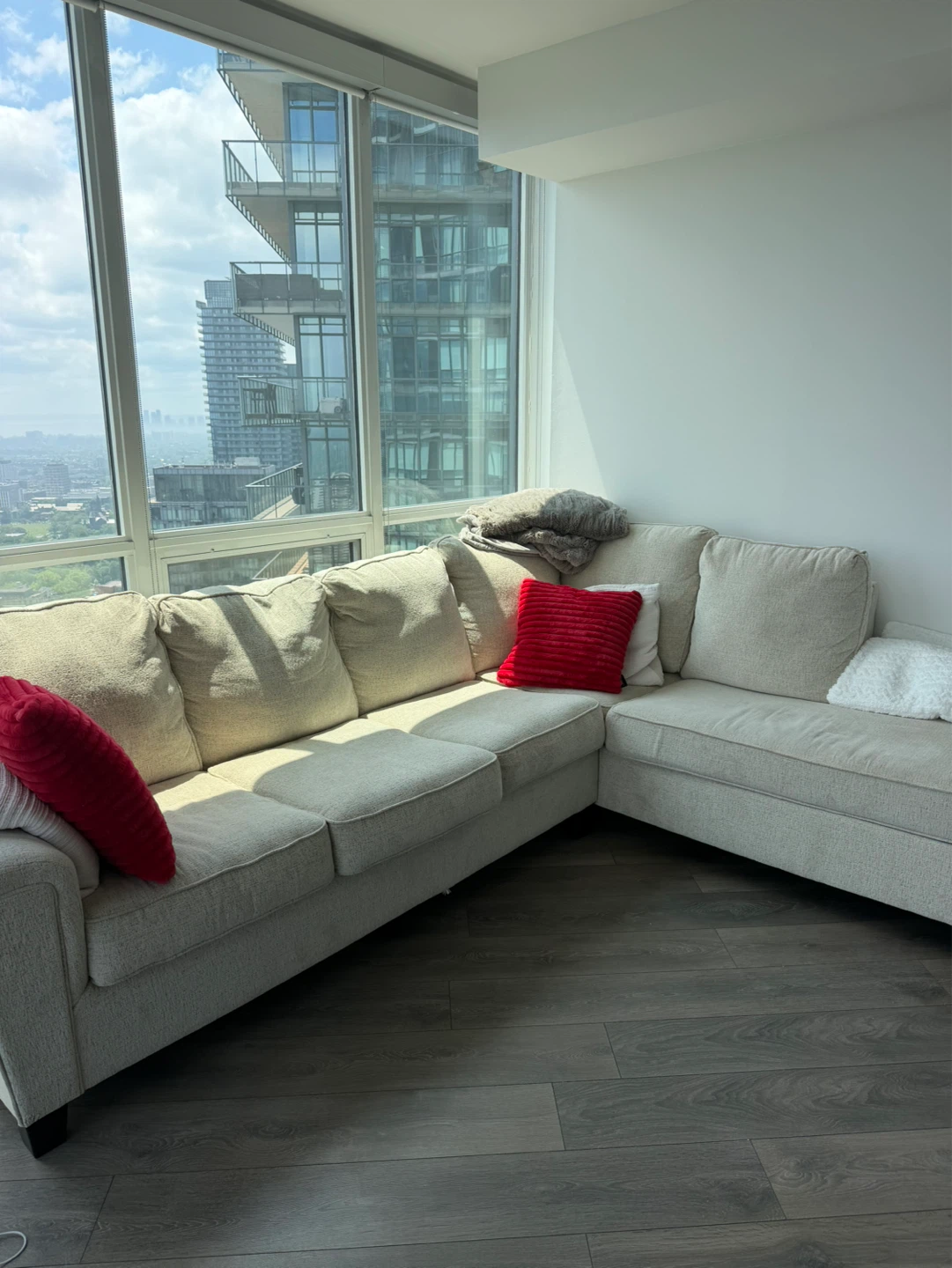 2 Piece Sleeper Sectional with Chaise - photo 3