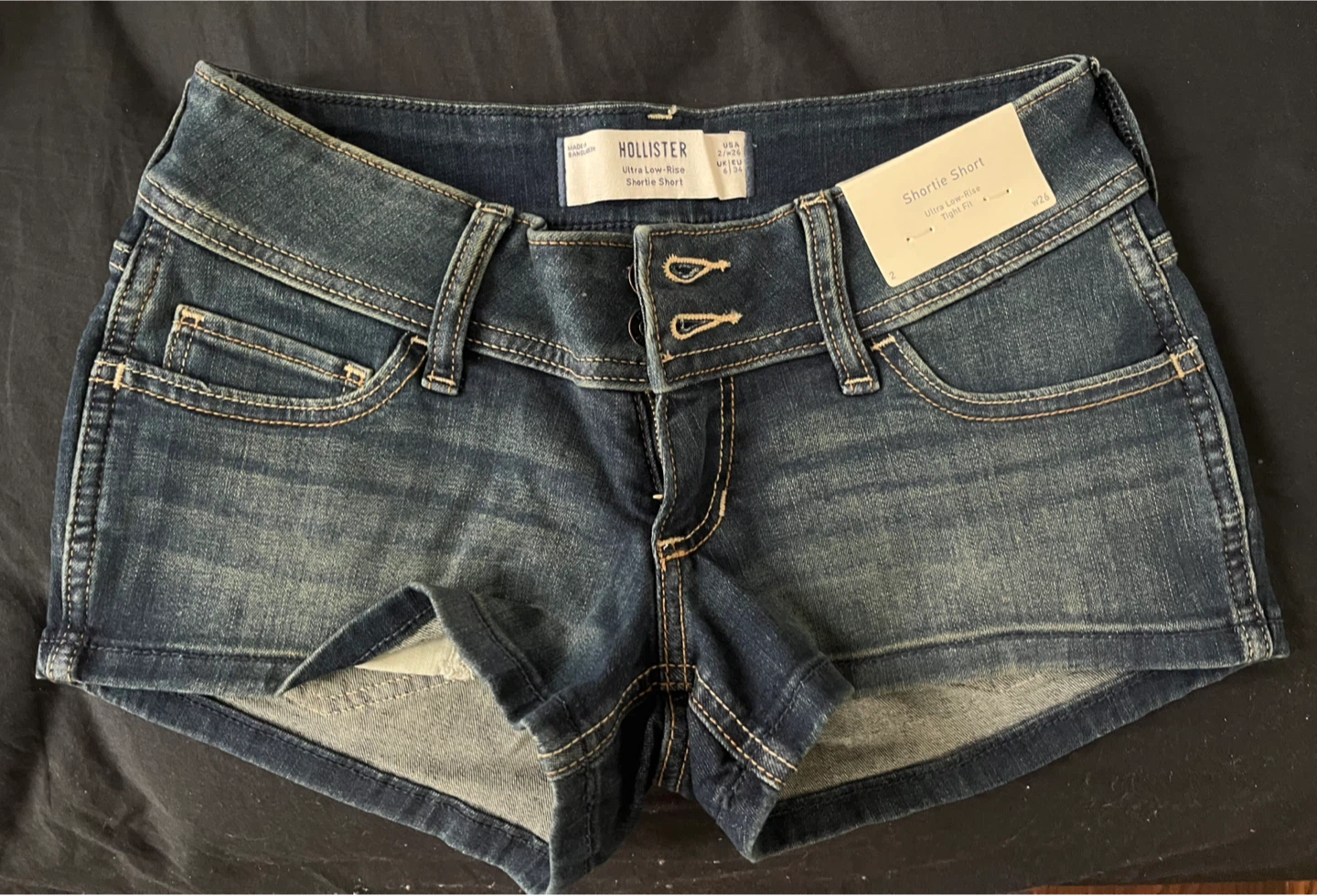 BNWT Hollister Shortie Shorts low rise dark blue size 2/W26