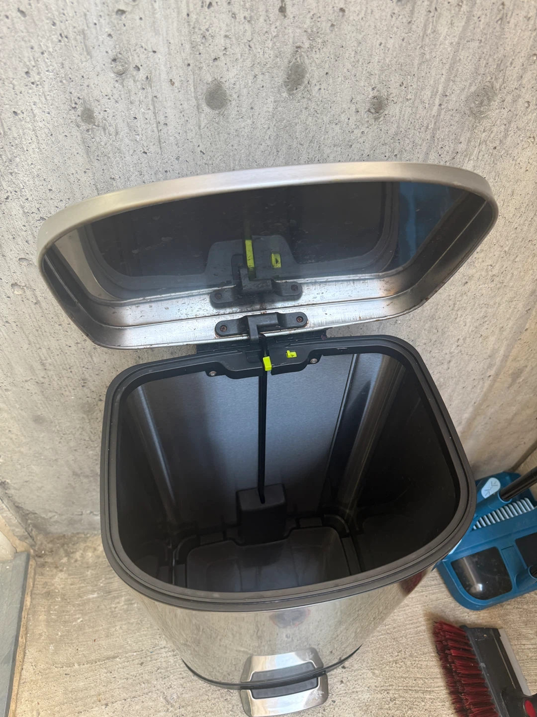 Simplehuman Stainless Steel Pedal Trash Can - photo 2