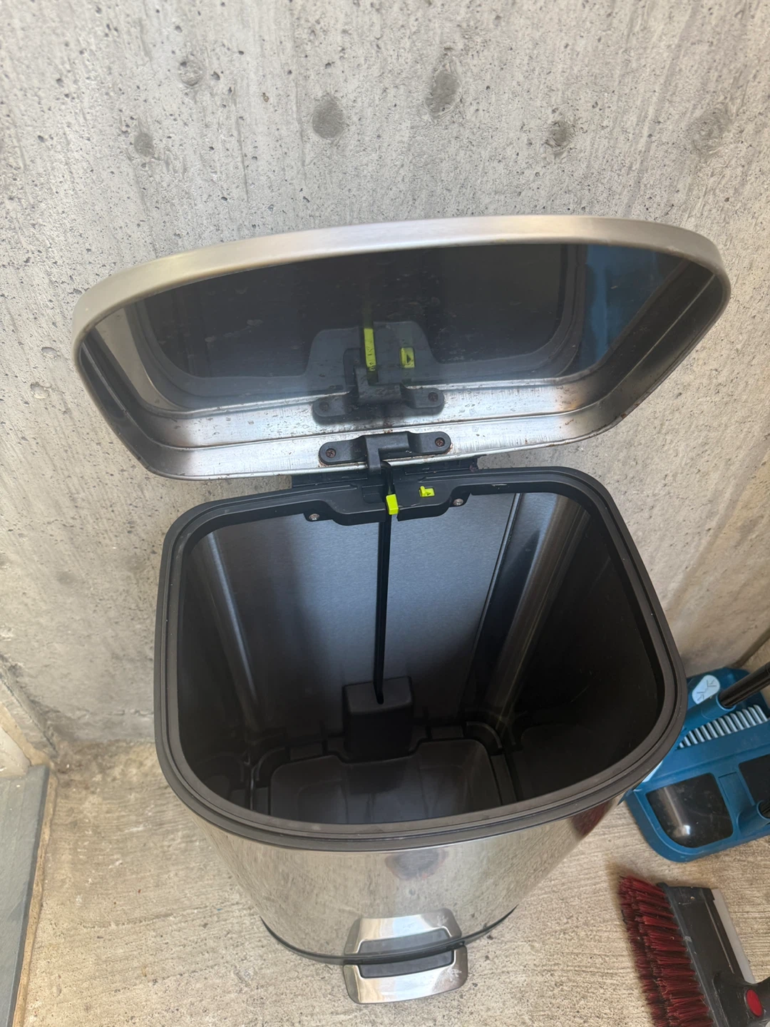 Simplehuman Stainless Steel Pedal Trash Can