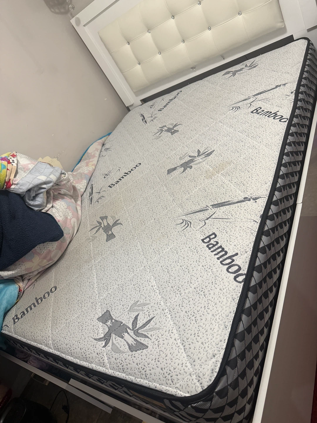 Queen spring coil mattress for sale - photo 2