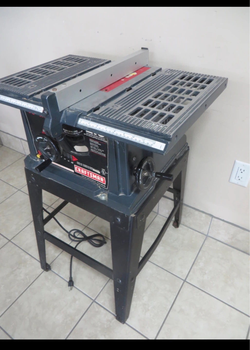 Craftsman Saw Table - photo 2