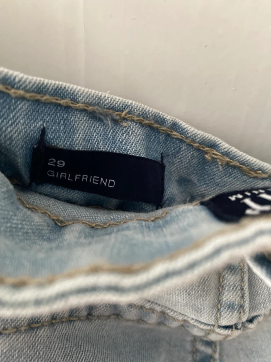 GAP Girlfriend Jeans - Light Wash Size 29 - photo 2