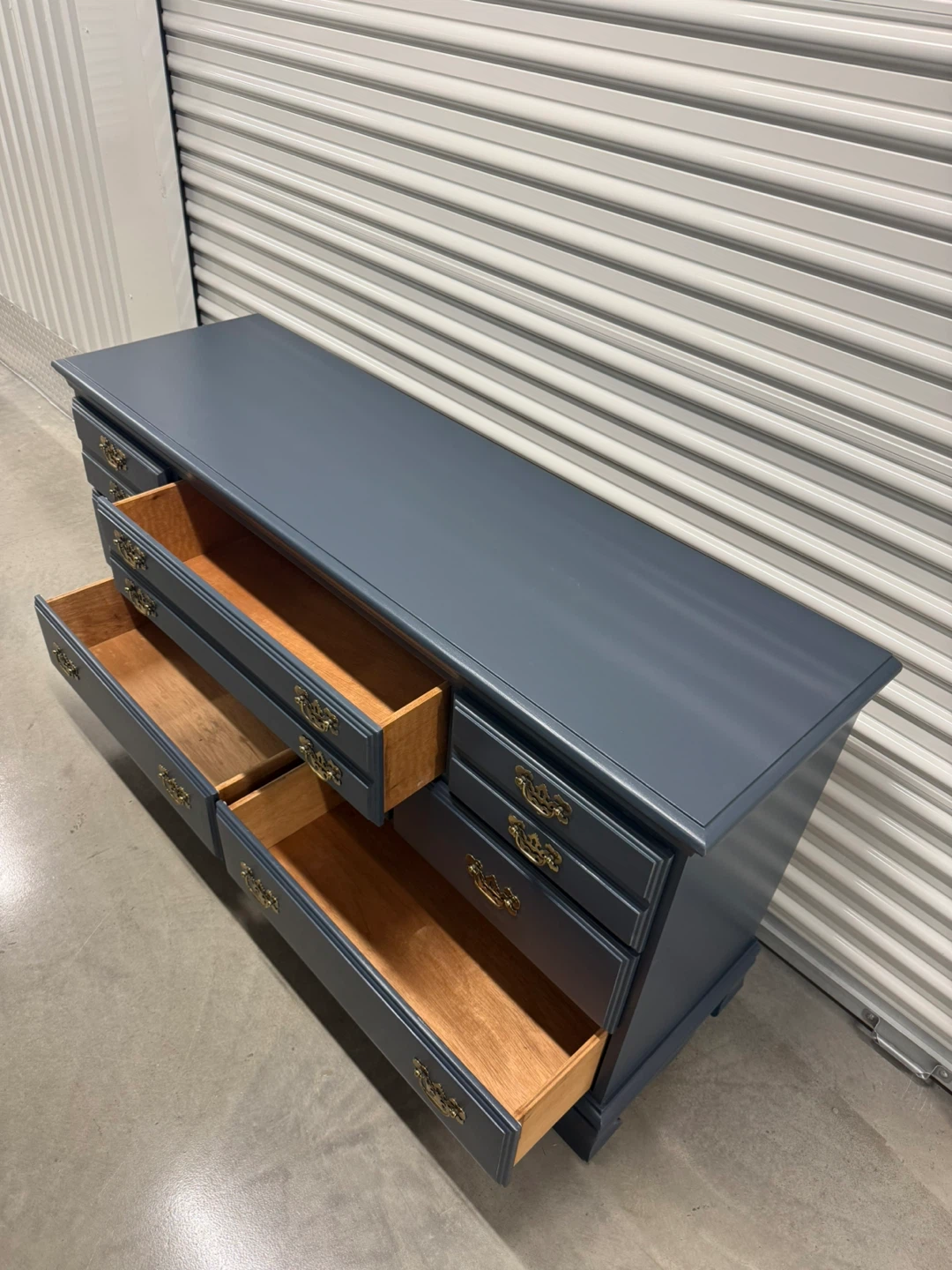 🚨Free Delivery NJ/NY Navy Blue Solid Wood Dresser- 8 Drawers - photo 3