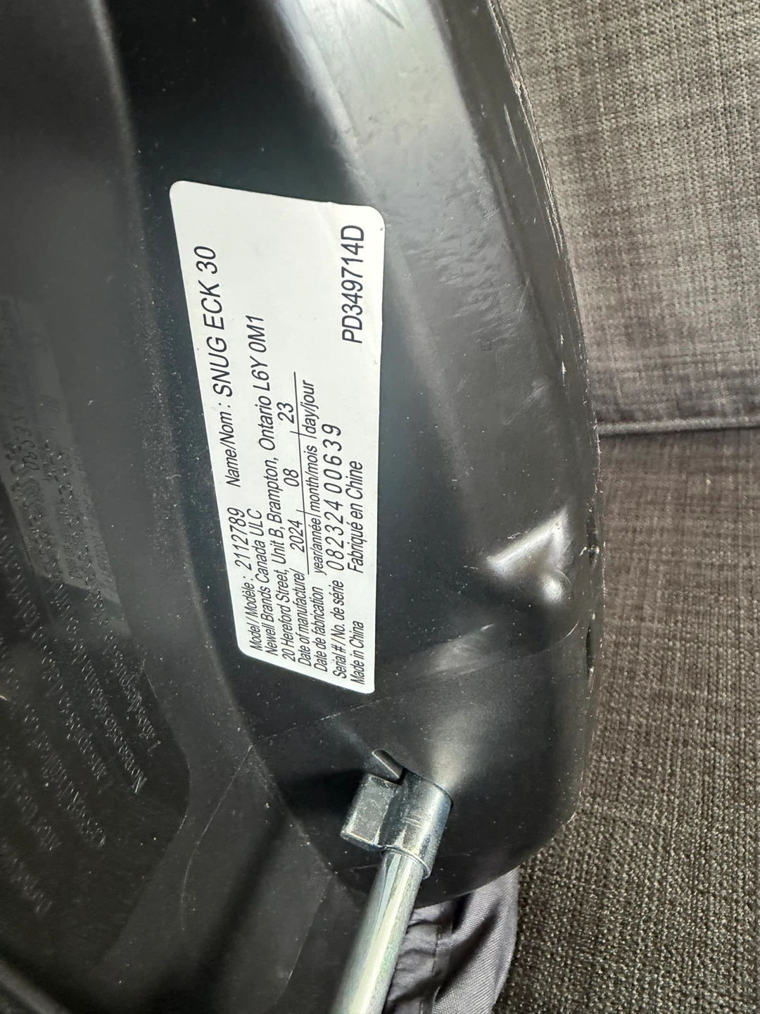 Graco SnugRide 30 Infant Car Seat stroller and base - photo 2