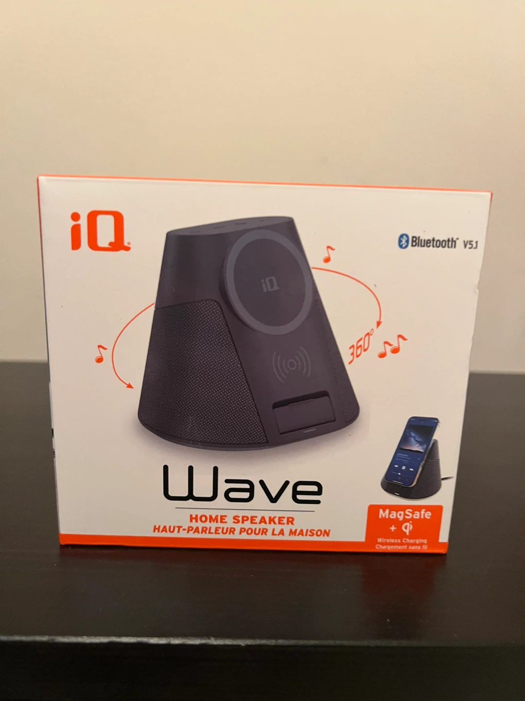 iQ Wave Home Speaker with MagSafe Wireless Charger 15W