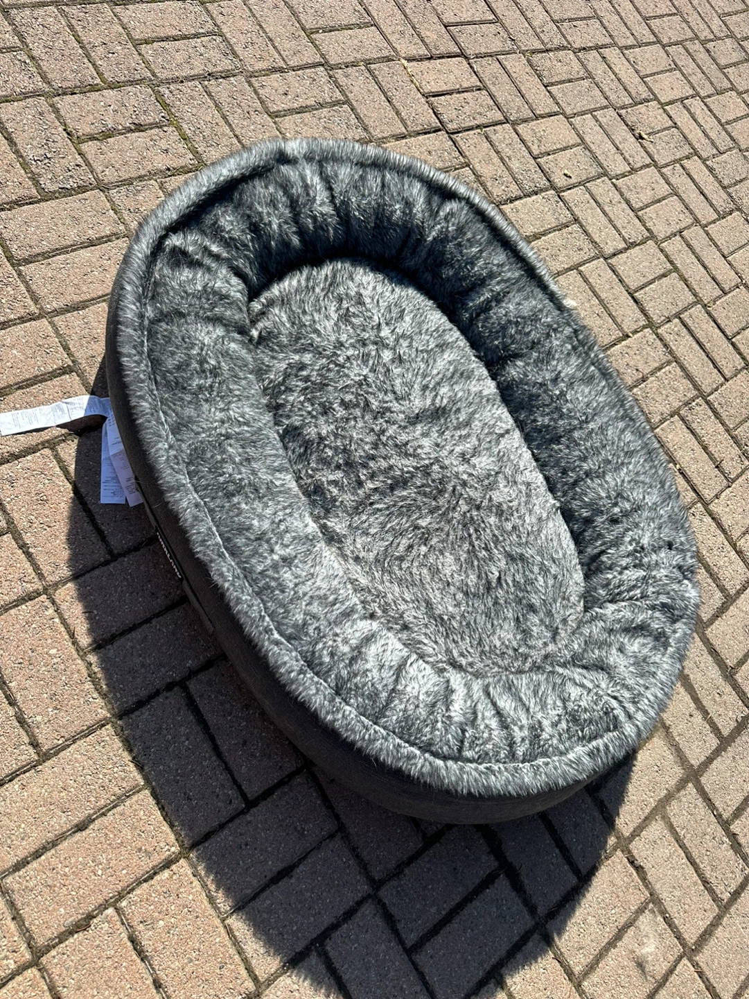 🔥Moving Sale🔥Kirkland Signature Grey Faux Fur Dog Bed - photo 2