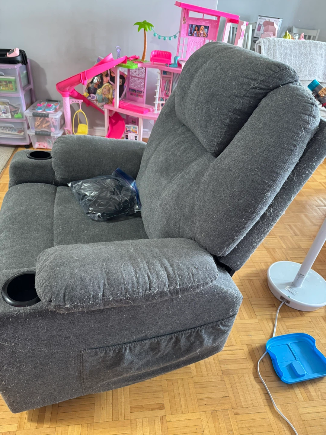 Grey Power Lift Recliner with Heat and USB - photo 2