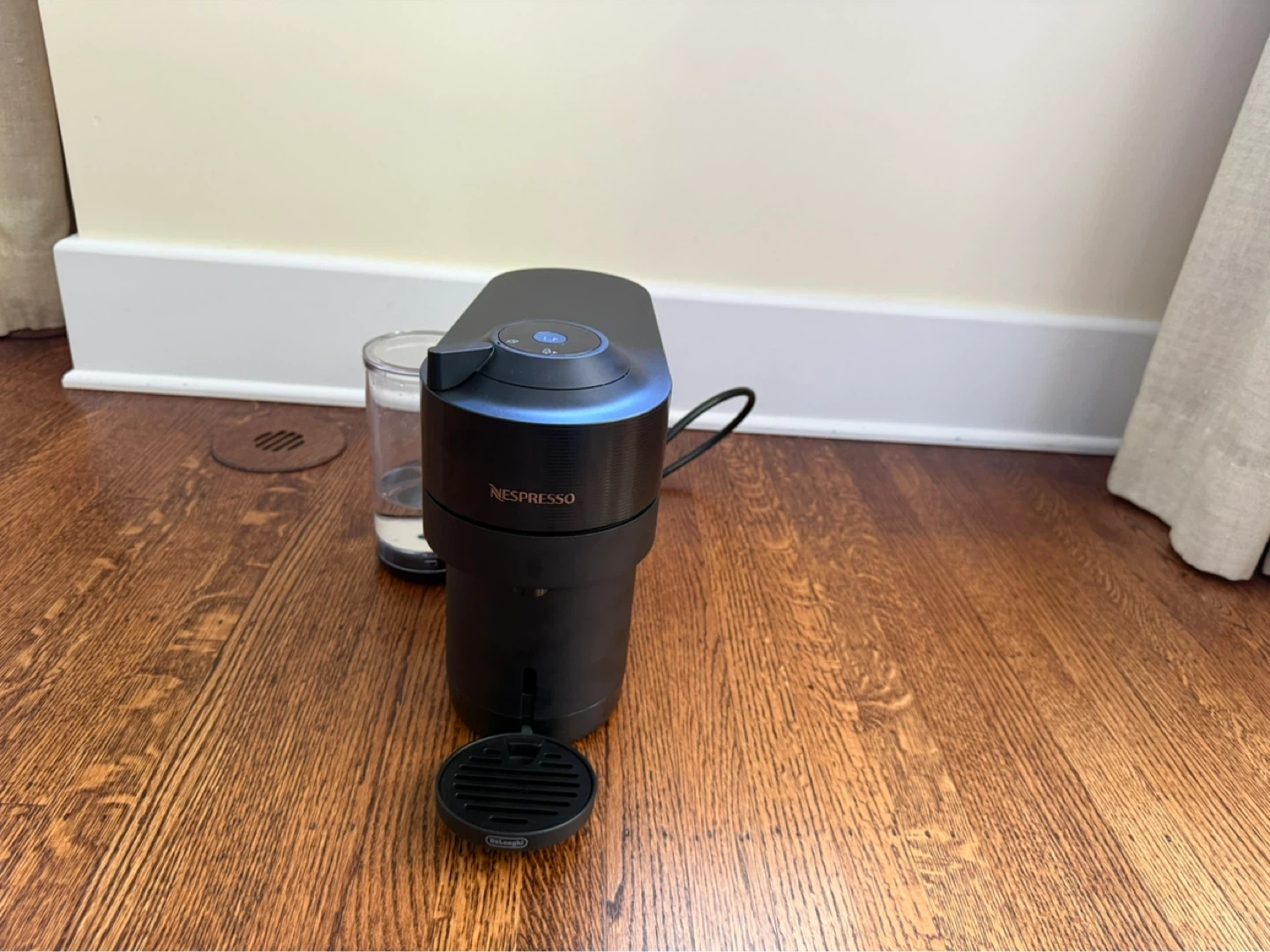 Nespresso Vertuo Coffee Machine - photo 4