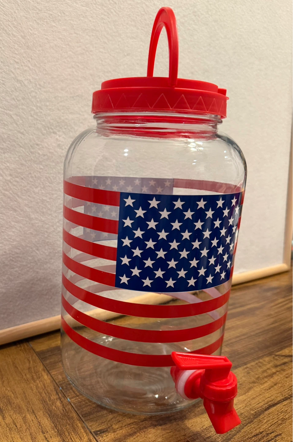 Glass Sun Tea Beverage Dispenser with American Flag Design - photo 4