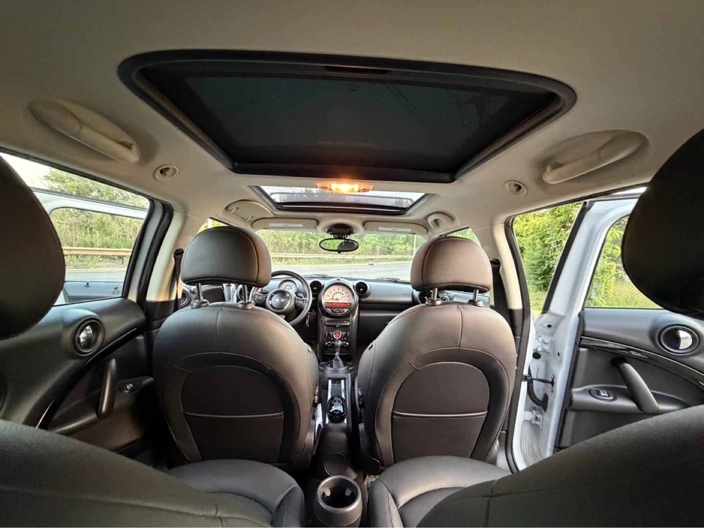 White MINI Countryman S loaded - photo 2