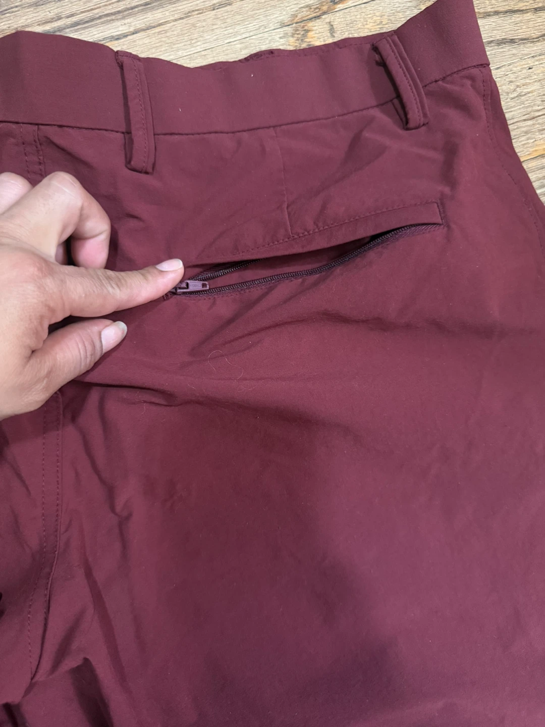 GAP Men's Burgundy Shorts Size 32.     $12 each - photo 4