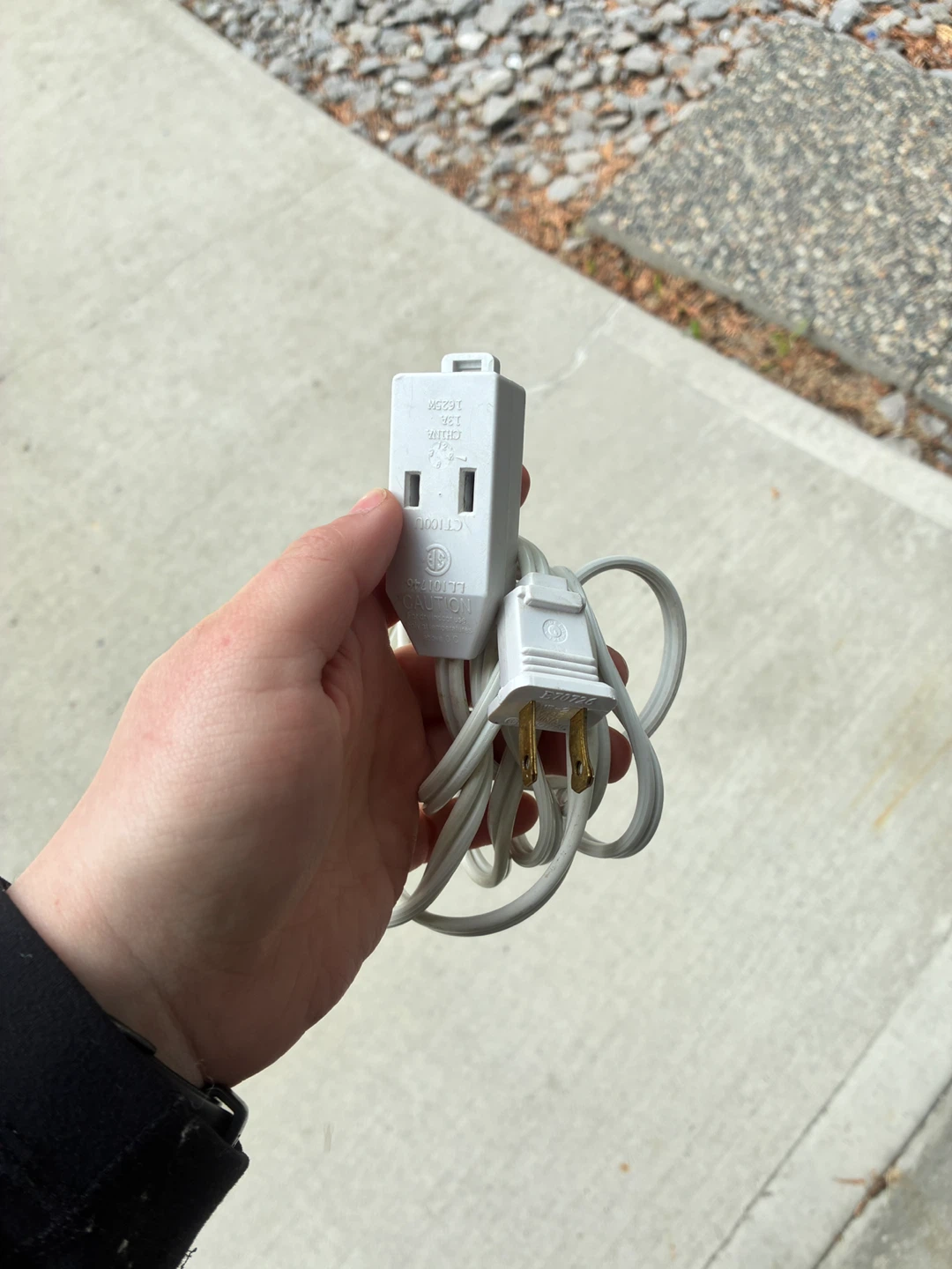 White 3-Outlet Power Tap Extender Cord
