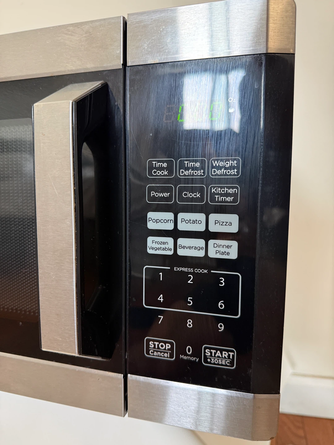 BLACK+DECKER Microwave - photo 3