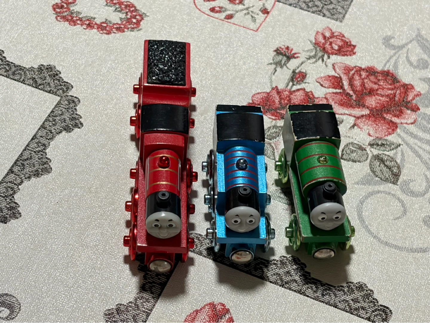 Thomas The Tank Engine & Friends Wooden Metallic lot - photo 2