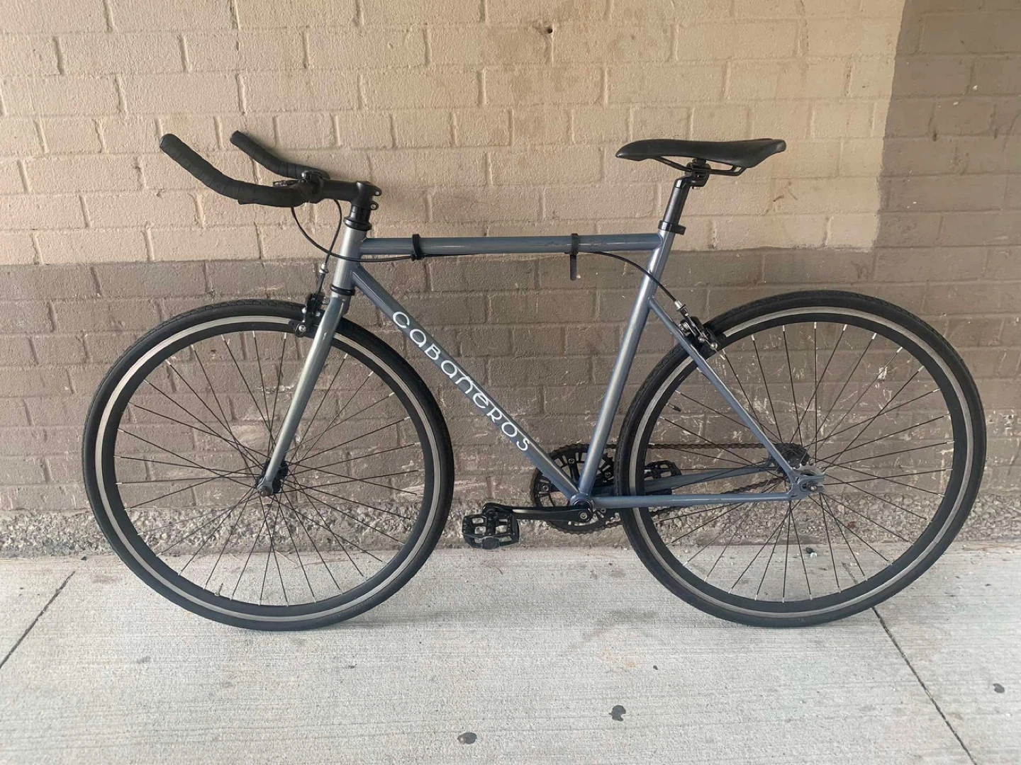 Chromoly steel frame Fixed Gear Caballeros Bicycle